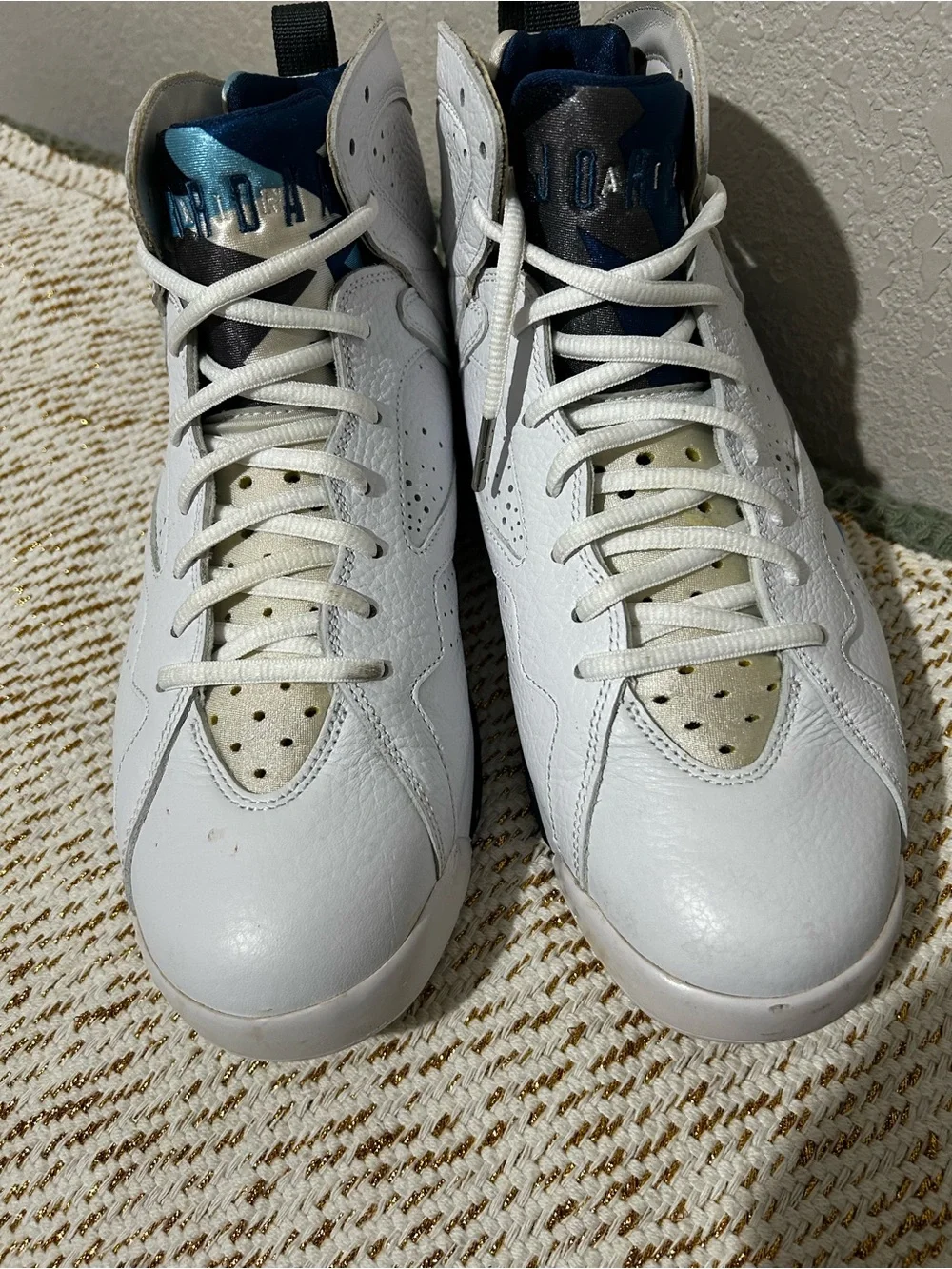 Jordan classic silhouette